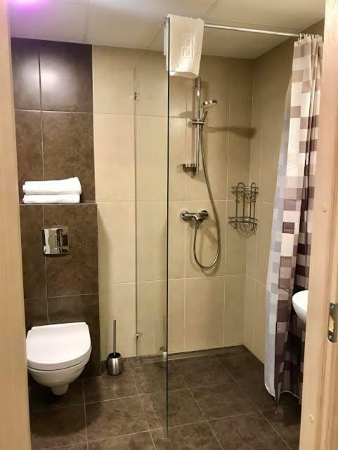 Karlson Boutique Apart Hotel ทาลลินน์ ภายนอก รูปภาพ